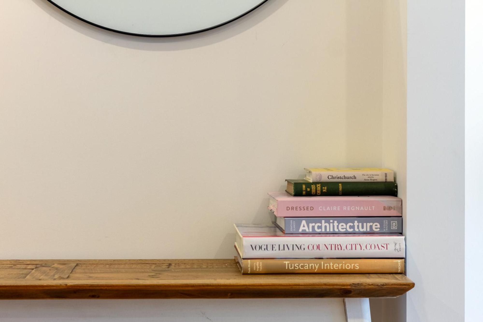 Stylish 3 Bedroom Home In Prime City With Garage Christchurch Esterno foto