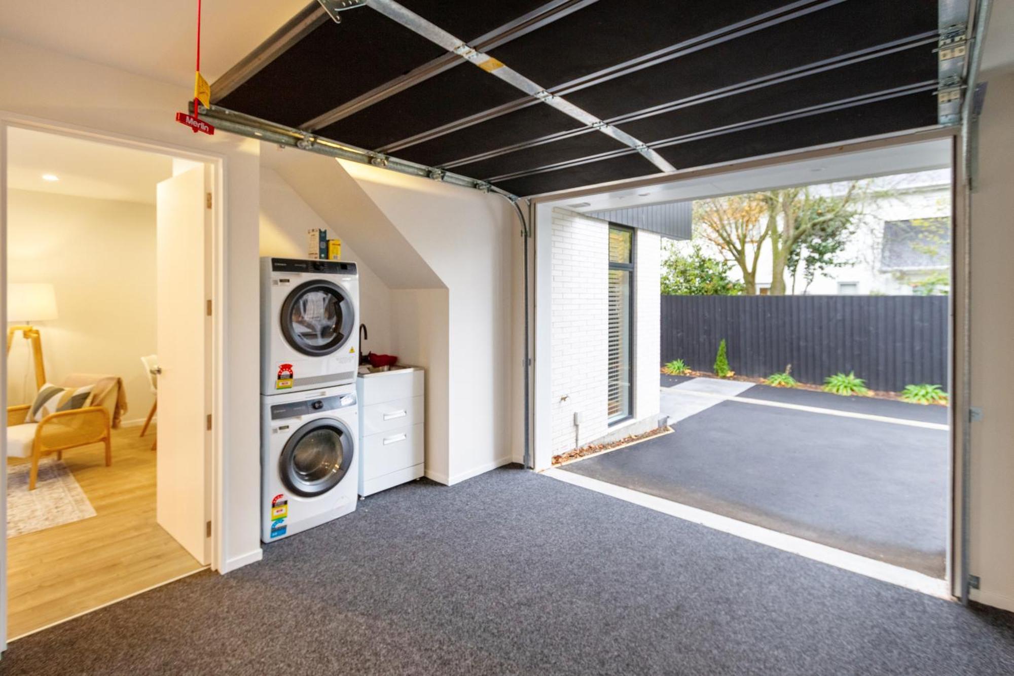 Stylish 3 Bedroom Home In Prime City With Garage Christchurch Esterno foto