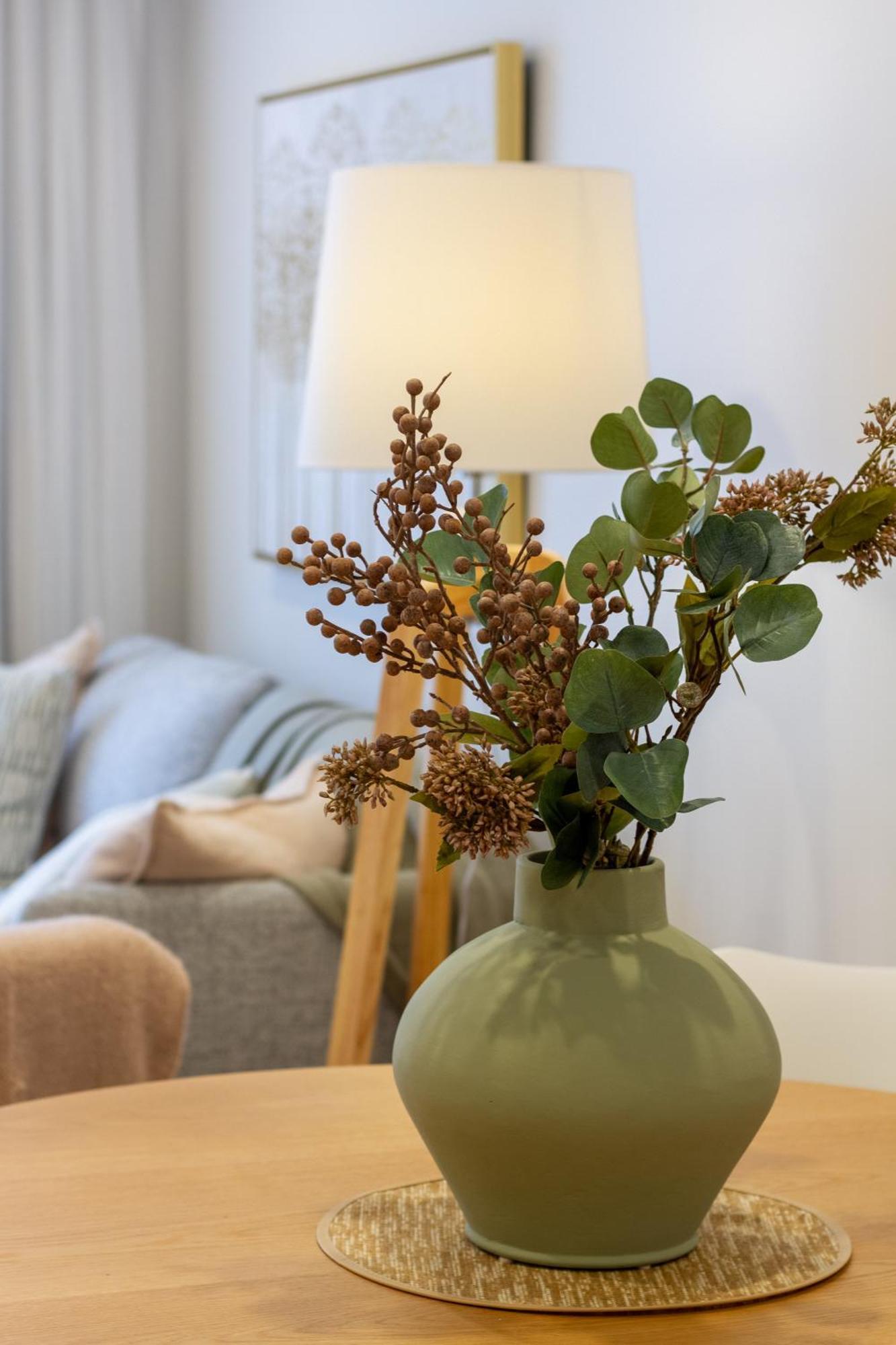 Stylish 3 Bedroom Home In Prime City With Garage Christchurch Esterno foto