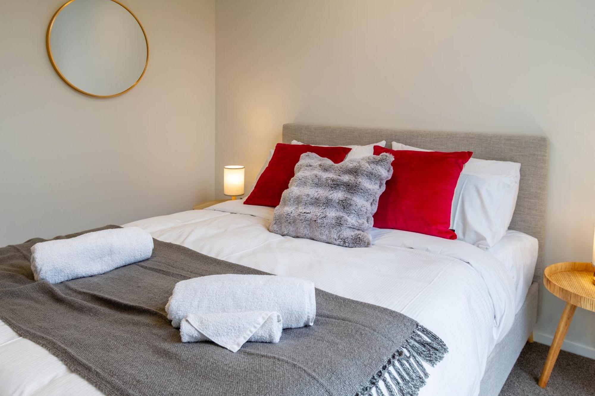 Stylish 3 Bedroom Home In Prime City With Garage Christchurch Esterno foto